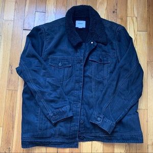 Old Navy Black faux shearling lined denim jacket